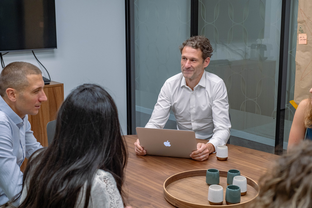 Photo collaborateurs en réunion - ASB CONSEIL - Cabinet d'expertise comptable sur Toulouse à Balma